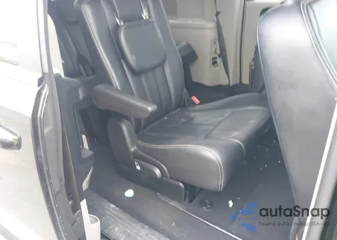 2015 Chrysler Town & Country Touring from USA, damaged, VIN 2C4RC1BG5FR694309